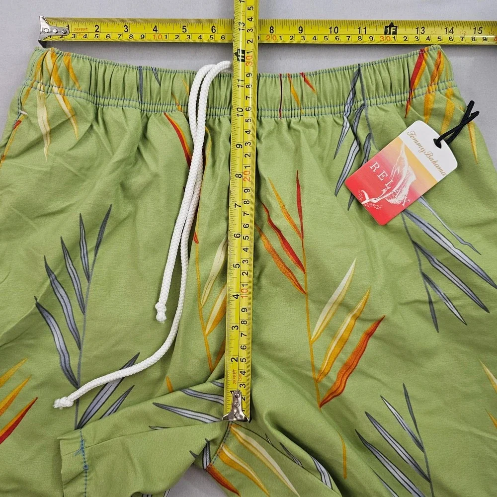 Tommy Bahama Relax trunks swimwear mens S Small pockets green floral